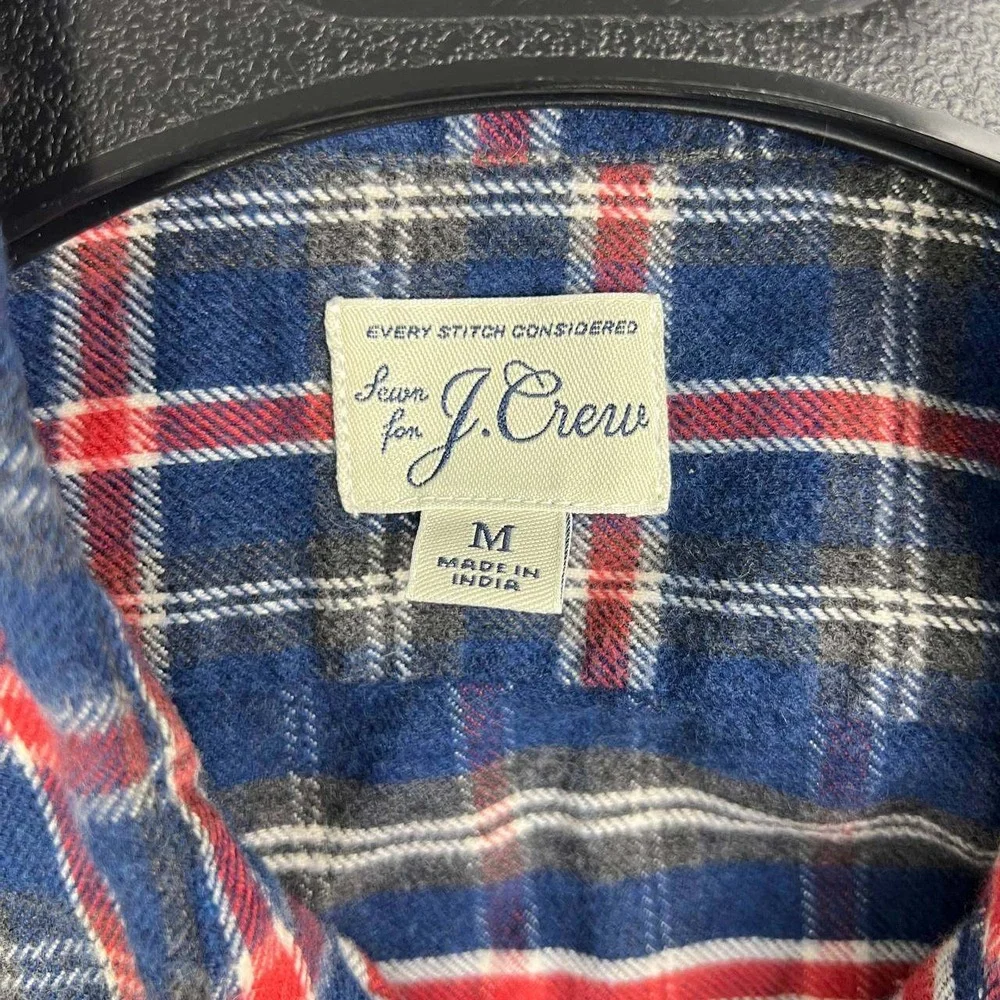 J. Crew Button Up Shirt Men Medium Blue Red Plaid Cotton Flannel M
